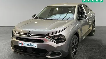 Grå metal Brugt 2024 Citroën e-C4 Hatchback | 169.500 kr. (Fair pris)