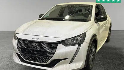 Hvid Brugt 2022 Peugeot e-208 Active Hatchback | 119.500 kr. (Fair pris)
