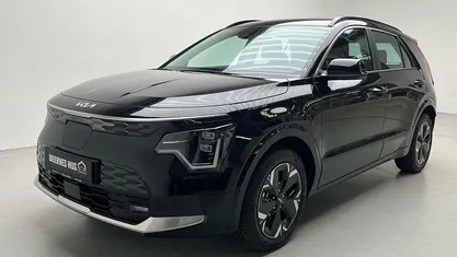 Sortmetal Ny 2025 Kia e-Niro SUV | 279.900 kr. (God pris)