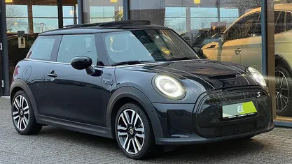 Brugt Mini Cooper SE Premium Plus 135 kW (184 HK) 2023 Hatchback