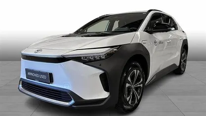 089 platinum pearl white Brugt 2024 Toyota bZ4X Executive SUV | 279.900 kr. (Super pris)