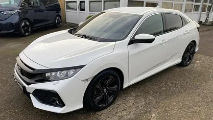 Perlemorshvid Brugt 2018 Honda Civic Elegance Hatchback | 139.900 kr. (Fair pris)