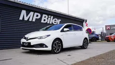 Hvid Brugt 2016 Toyota Auris Hybrid Skyview Edition Hatchback | 114.900 kr. (God pris)