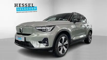 Brugt Volvo XC40 Plus 185 kW (252 HK) 2023 Sage green SUV