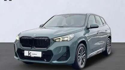 Cape york grøn Brugt 2023 BMW iX1 M Sport SUV | 294.900 kr. (Fair pris)
