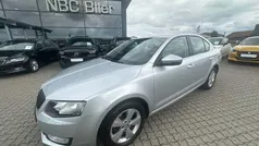 Sølvmetal Brugt 2017 Skoda Octavia Style Hatchback | 137.780 kr. (Super pris)