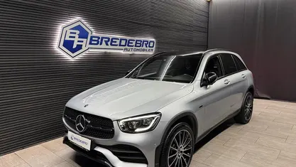 Gråmetal Brugt 2020 Mercedes GLC300e AMG line SUV | 499.500 kr. (Fair pris)