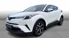 Pure white Brugt 2019 Toyota C-HR Multidrive S SUV | 194.995 kr. (Fair pris)