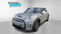 Grå Brugt 2021 Mini Cooper Essential Hatchback | 132.900 kr. (Fair pris)