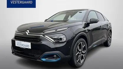 Brugt Citroën e-C4 Shine 100 kW (136 HK) 2022 Sort Hatchback
