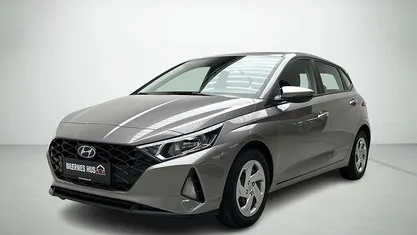 Gråmetal Brugt 2022 Hyundai i20 Essential Hatchback | 134.980 kr. (Fair pris)