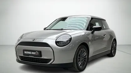 Brugt Mini Cooper Essential 135 kW (184 HK) 2024 Grå Hatchback