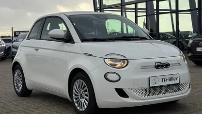 Hvid Brugt 2022 Fiat 500e Action Hatchback | 96.800 kr. (Fair pris)