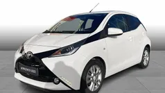 Hvid Brugt 2018 Toyota Aygo Hatchback | 74.995 kr. (Fair pris)