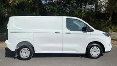 Hvid Ny 2024 Ford Transit Custom Trend Van | 259.900 kr.