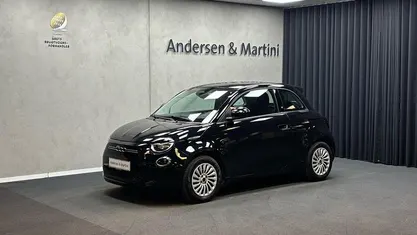 Unilackierungonyxs Brugt 2022 Fiat 500e Action Hatchback | 94.800 kr. (Fair pris)