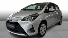Sølvmetal Brugt 2017 Toyota Yaris T2 Hatchback | 99.900 kr. (Fair pris)
