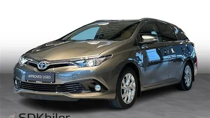 Brugt Toyota Auris Touring Sports Comfort 136 HK (100 kW) 2016 Platinum bronze Stationcar