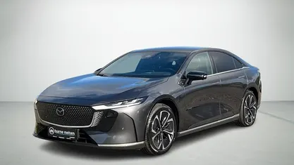Brugt 2025 Mazda 6e Takumi-Line Sedan | 319.900 kr. (Fair pris)