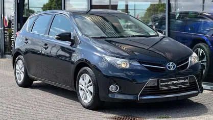 Brugt Toyota Auris Hybrid H2 136 HK (100 kW) 2013 Sortmetal Hatchback