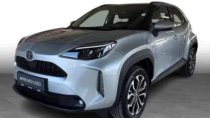 Brugt Toyota Yaris Cross Comfort 116 HK (85 kW) 2024 1l0  shimmering silver SUV