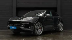 Sort Ny 2024 Porsche Cayenne Turbo SUV | 19.996 kr.