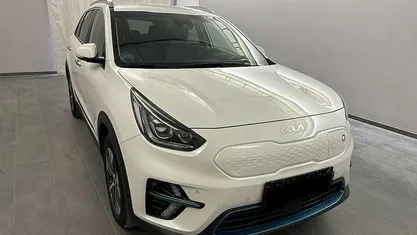 Hvidmetal Brugt 2022 Kia e-Niro Spirit SUV | 173.900 kr. (Super pris)
