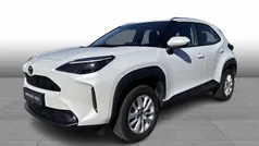 Platinum pearl white Brugt 2022 Toyota Yaris Cross Active SUV | 244.900 kr. (Fair pris)