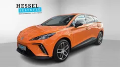 Fizzy orange Brugt 2024 MG MG4 EV Luxury Hatchback | 189.900 kr. (Fair pris)