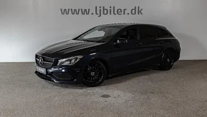 Mørkblåmetal Brugt 2018 Mercedes CLA220 Shooting Brake AMG line Stationcar | 209.800 kr.