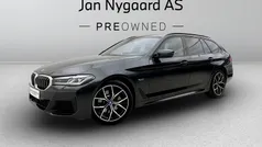 Gråmetal Brugt 2022 BMW 530e M Sport Stationcar | 469.000 kr. (Fair pris)