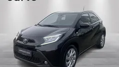 209 night sky black Brugt 2023 Toyota Aygo Active Hatchback | 134.900 kr. (Fair pris)
