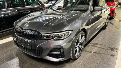 Grå Brugt 2019 BMW 330e M Sport Sedan | 319.900 kr. (Fair pris)