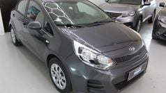 Grå Brugt 2015 Kia Rio Style Hatchback | 64.900 kr. (Fair pris)