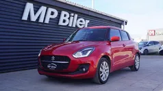Rødmetal Brugt 2023 Suzuki Swift Club Hatchback | 109.900 kr. (Fair pris)