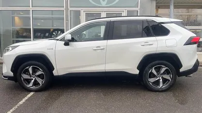 Pearl white Brugt 2021 Toyota RAV4 Hybrid Comfort SUV | 354.900 kr. (God pris)