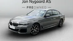 Grå Brugt 2021 BMW 545e M Sport Sedan | 499.000 kr.