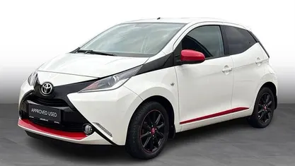 Brugt Toyota Aygo x-press 69 HK (50 kW) 2016 Hvid Hatchback