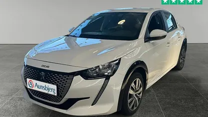 Brugt Peugeot e-208 Active 100 kW (136 HK) 2021 Hvid Hatchback