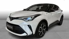 Pearl white/ astral black Brugt 2020 Toyota C-HR Multidrive S SUV | 229.900 kr. (Fair pris)