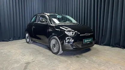 Onyx black Brugt 2023 Fiat 500e Icon Hatchback | 129.900 kr. (Fair pris)