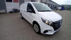 Farve: hvid Brugt 2025 Mercedes Vito Van | 279.820 kr. (Fair pris)