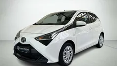 Hvid Brugt 2019 Toyota Aygo x-press Hatchback | 74.900 kr. (Fair pris)
