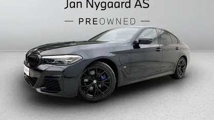 Brugt BMW 545e M Sport 394 HK (289 kW) 2021 Carbonsortmetal Sedan