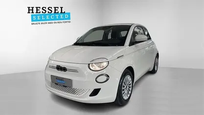 Hvid Brugt 2023 Fiat 500e Action Hatchback | 97.900 kr. (Fair pris)