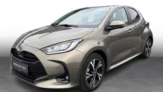 Brugt 2024 Toyota Yaris Hybrid Style Hatchback | 229.900 kr. (Fair pris)