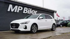 Hvid Brugt 2017 Hyundai i30 Trend Hatchback | 89.900 kr. (Fair pris)