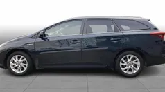 Toyota Auris Touring Sports