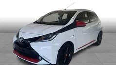 Hvid Brugt 2017 Toyota Aygo x-press Hatchback | 79.900 kr. (Fair pris)