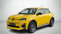 Beige Ny 2025 Renault R5 Evolution Hatchback | 189.900 kr.